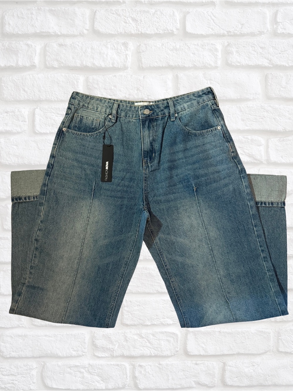 Fashion‎ Nova Women's Washed Blue Relaxed Jeans